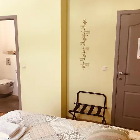 Taos 3*